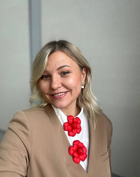 Цветок "Камелия", красный