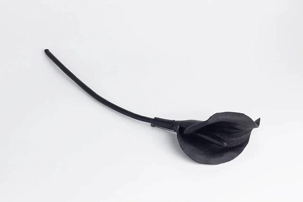 Калла "Адам", чёрный агат