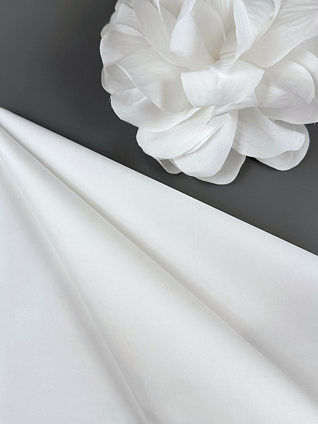 Обработанный шёлк  "Армани" белый тёплый
