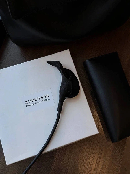 Калла "Адам", чёрный агат