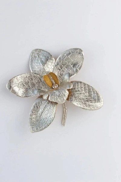 Орхидея «Лаура», золото русалки