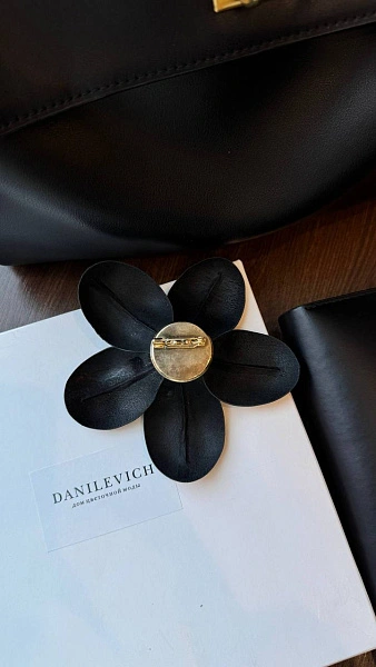 Тюльпан "Дориан", шунгит