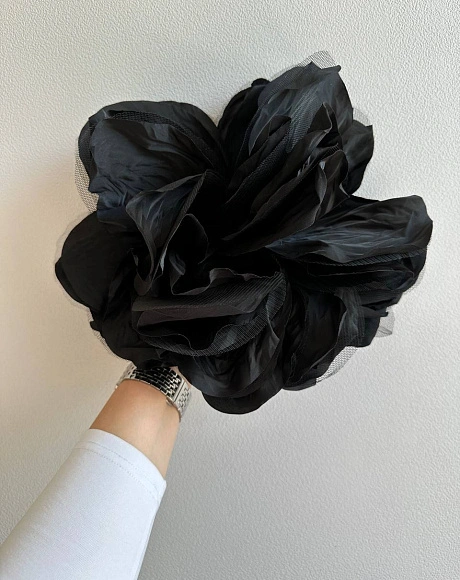 Цветок "Monica", черный