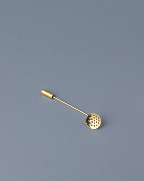 Брошь-игла с сетчатой площадкой, золото