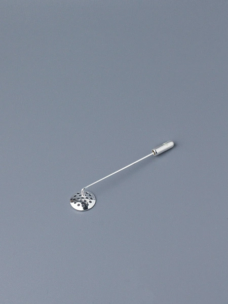 Брошь-игла с сетчатой площадкой, серебро